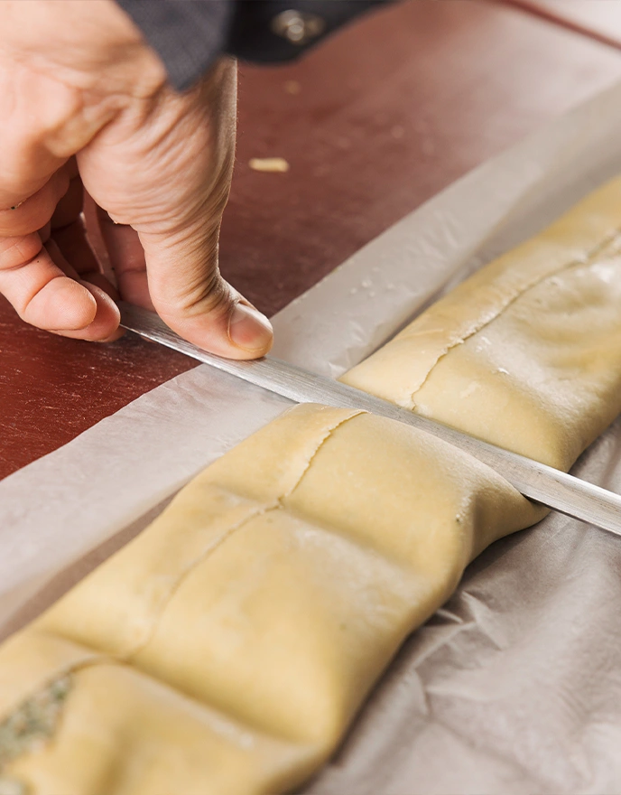 Frische Maultaschen aus eigener Herstellung im EDEKA Reichert Markt in Waiblingen