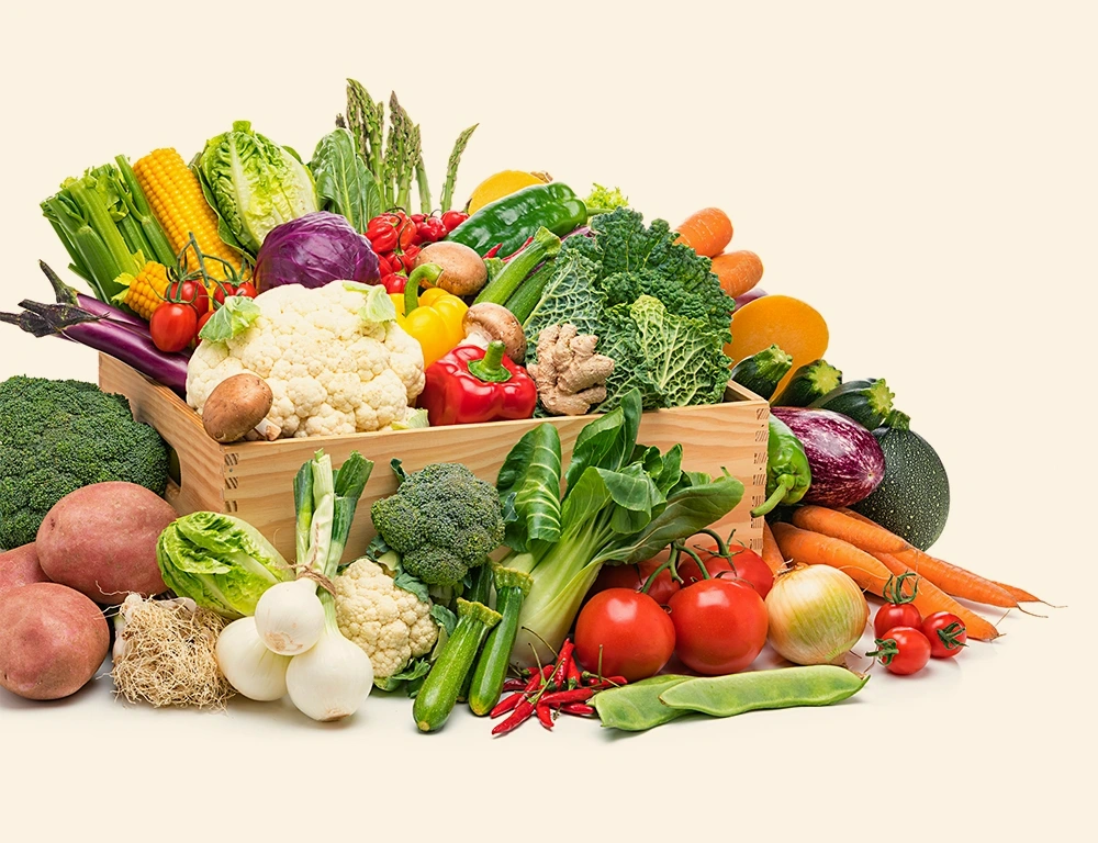 Frisches Gemüse, Obst und Kartoffeln im EDEKA Reichert Markt in Weinstadt